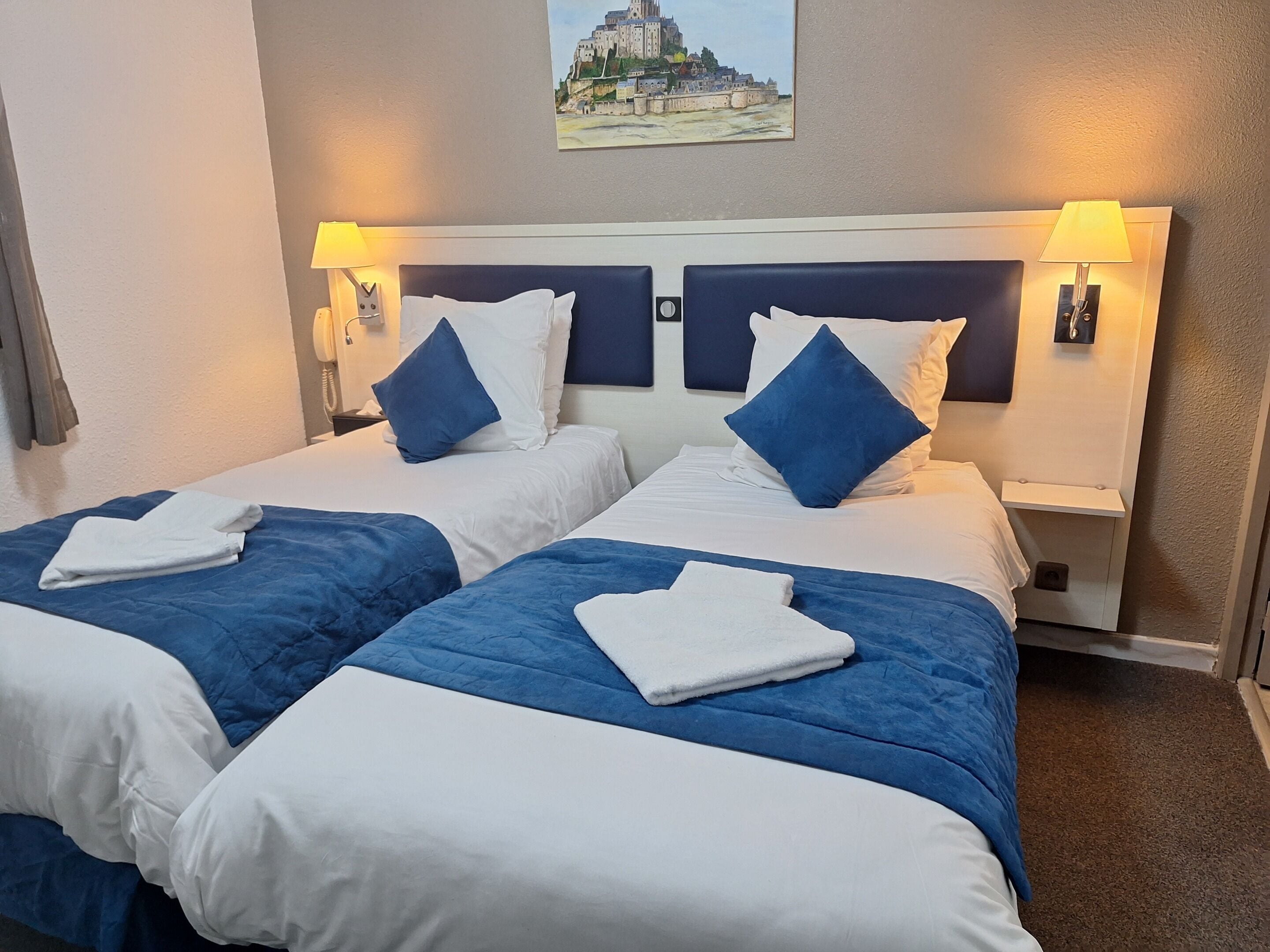 twin room, private bathroom | 1 bedroom