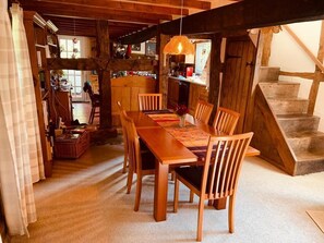 Dining - Yew Tree Cottage B&B (Leominster)