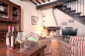 Deluxe Apartment, 3 Bedrooms | Living area | TV - Azienda Agricola e Agriturismo Vallorsi (Terricciola)