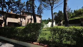 Enceinte de lâhĂ©bergement