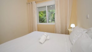 Villa, 5 Bedrooms | Down comforters, laptop workspace, blackout drapes, soundproofing - Villa & Lode Bat Galil (Yesod HaMa'ala)