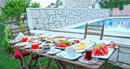 Alacati Lucky Angel Hotel