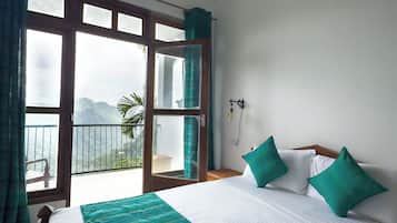 Honeymoon Double Room | Iron/ironing board (on request), WiFi (free), bed sheets
