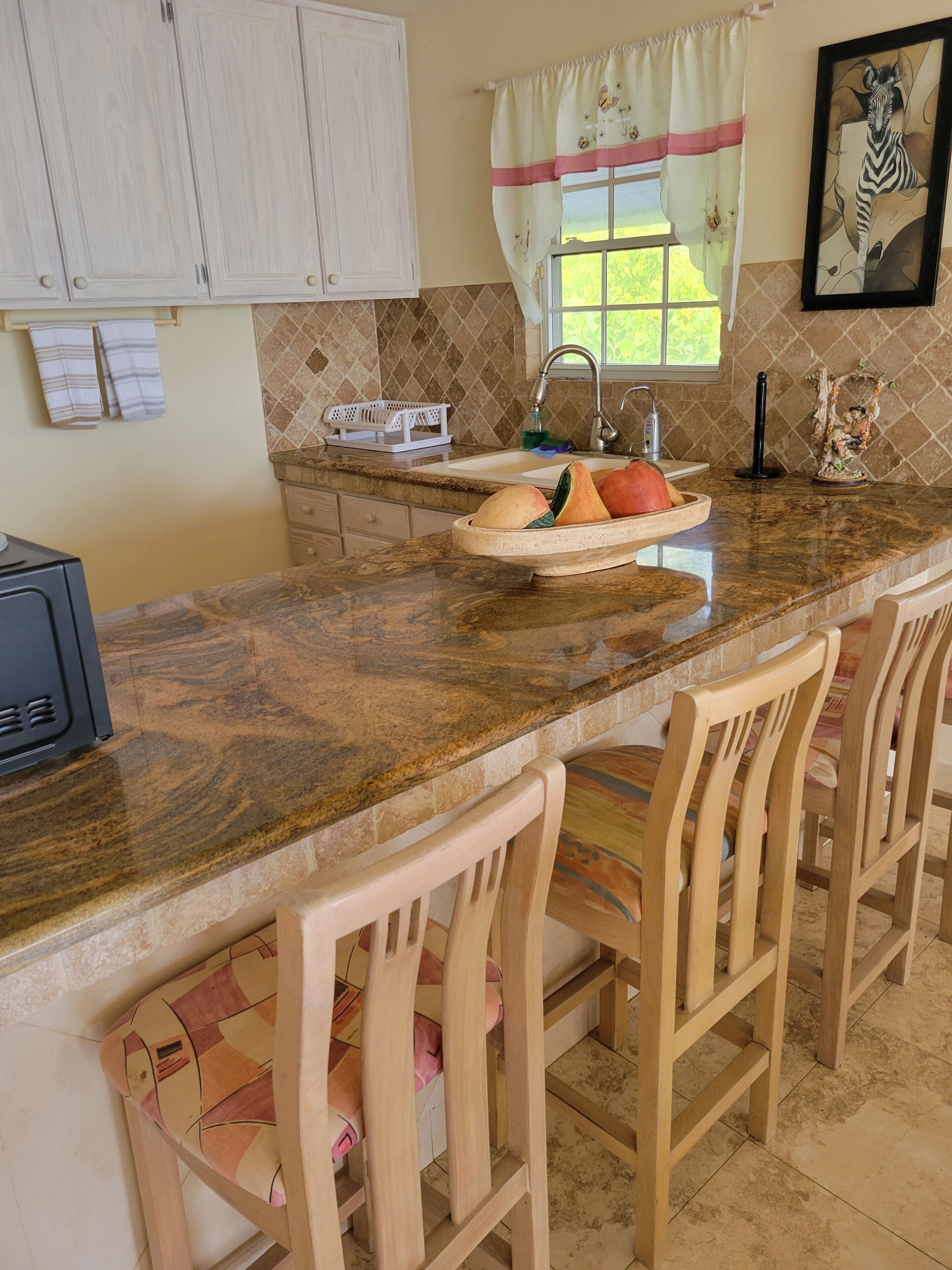 Honeymoon Suite, 1 Queen Bed | Private kitchen | Fridge, microwave, oven, stovetop