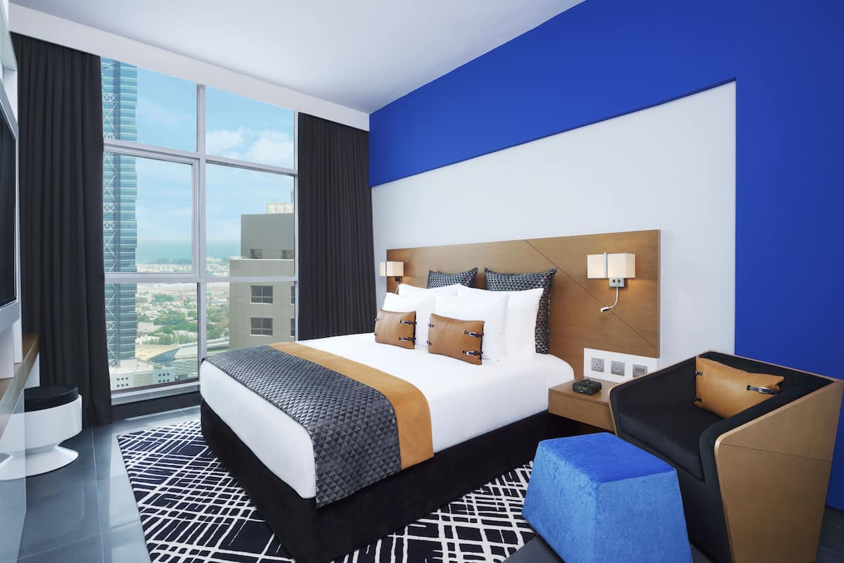 1 bedroom, down comforters, minibar, in-room safe