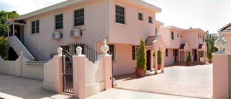 ทางเข้าที่พัก