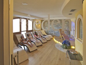 Sauna, bain à remous, hammam, hammam, soins corporels, massages thaïs