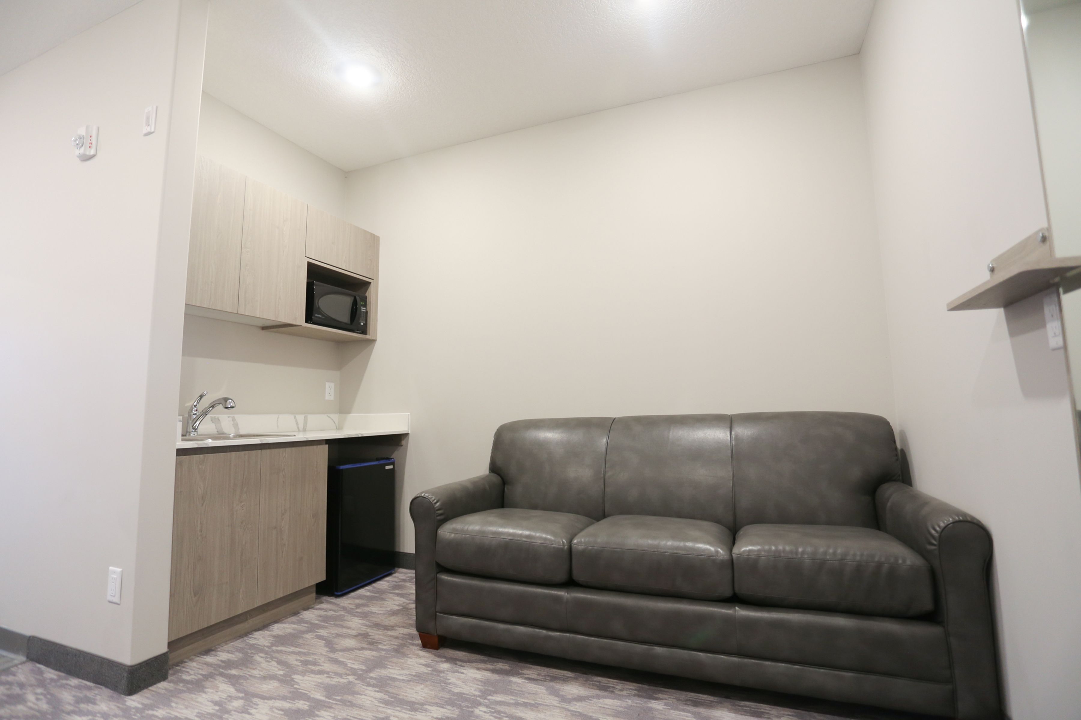 suite, 2 queen beds, non smoking | living area | flat-screen tv, pay films