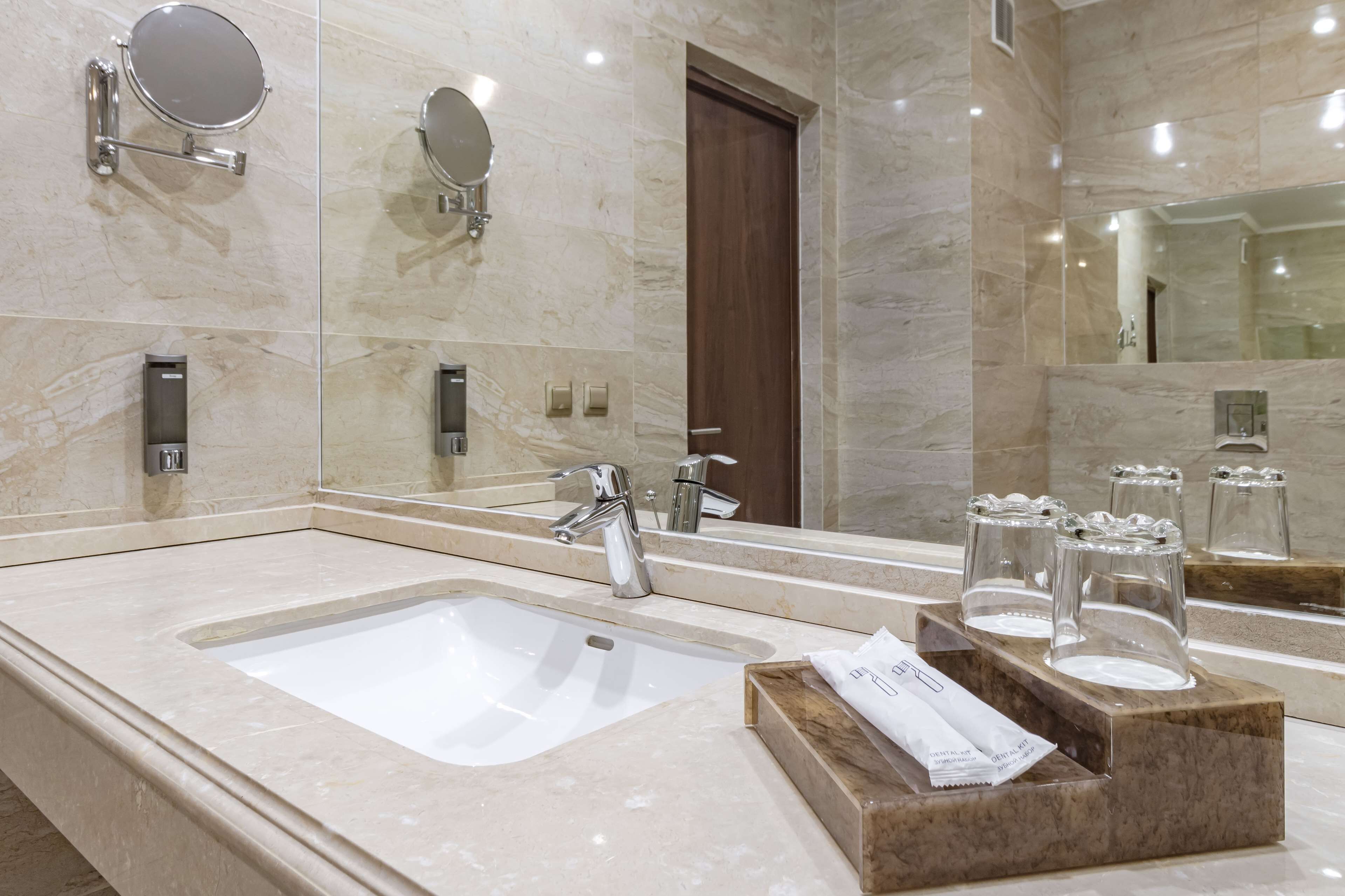 combined shower/bathtub, free toiletries, hair dryer, bathrobes