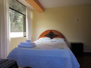 Double Room, Private Bathroom | Iron/ironing board, free WiFi
