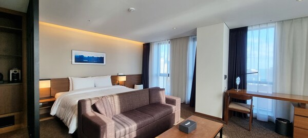 Ramada Encore By Wyndham Haeundae - Busan
