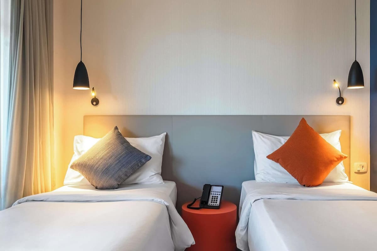 Superior-Apartment, 2 Einzelbetten | Zimmersafe, Schreibtisch, laptopgeeigneter Arbeitsplatz