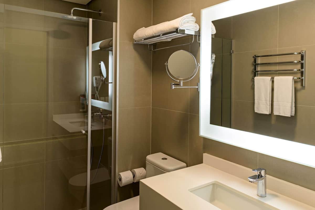 Coffres-forts dans les chambres, bureau