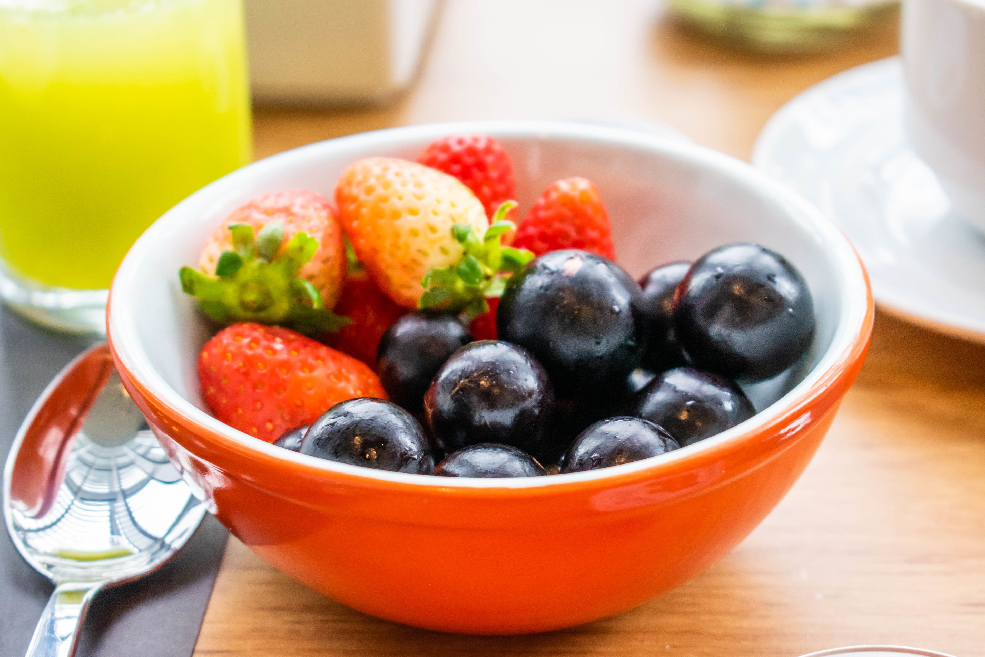 daily buffet breakfast (brl 72 per person)