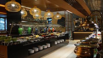 Daily self-service breakfast (AED 85 per person)
