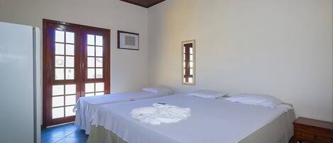 Free WiFi, bed sheets