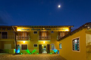 Fasade – kveld/natt