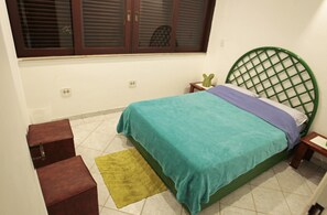 Chambre Double, salle de bains commune
