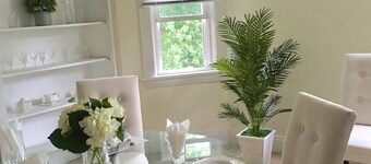 Enjoy the best of Pittsburgh in comfort: Only minutes from Downtown !