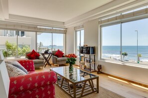 Villa Marina | Living room - Afribode Villa Marina (Cape Town)