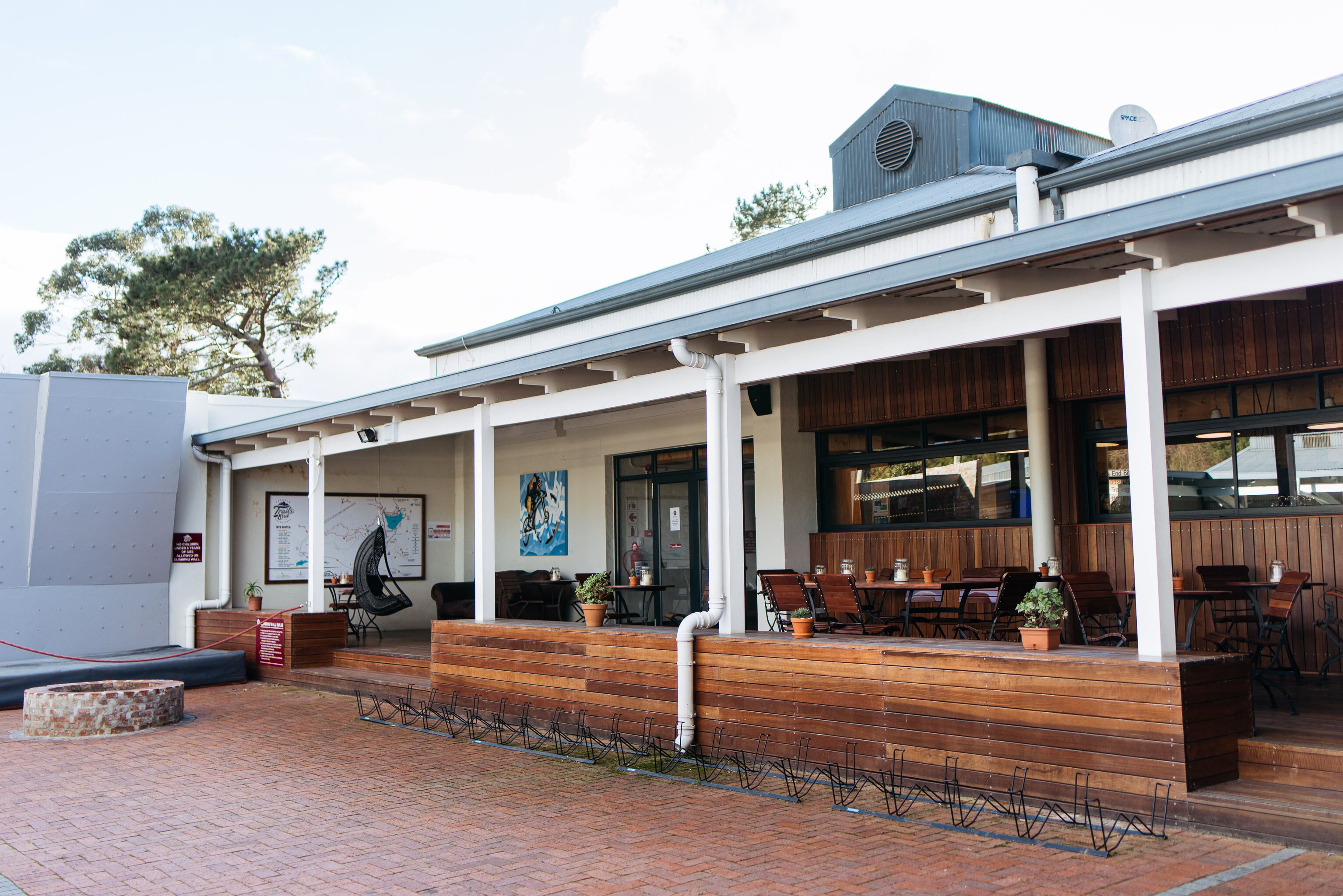 مدخل المنشأة