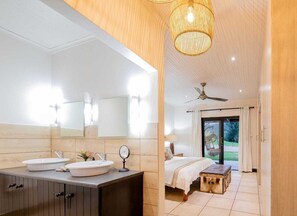 Standard House | Bathroom