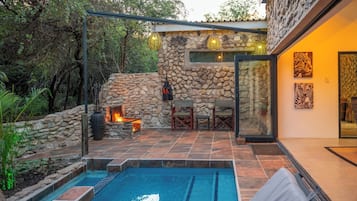 1 bedroom, premium bedding, individually decorated