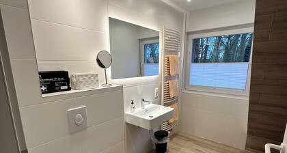 Comfortable mod. Apartment -Lighthouse-(95m2) in the middle of Steinhude, WLAN, wallbox, parking lot