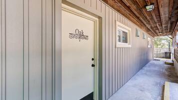 Oak | Property entrance