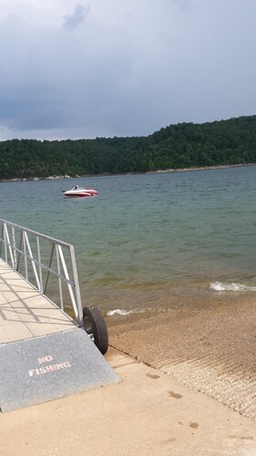 Beaver Lake Retreat near Rogers, Arkansas