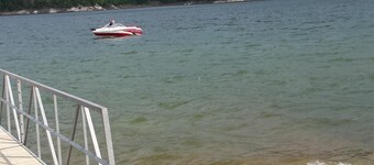 Beaver Lake Retreat near Rogers, Arkansas