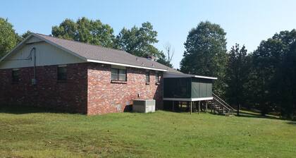Beaver Lake Retreat near Rogers, Arkansas