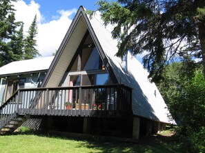 Exterior - Secluded Forest Retreat With The Little Devil Track River Running Through. (Grand Marais)