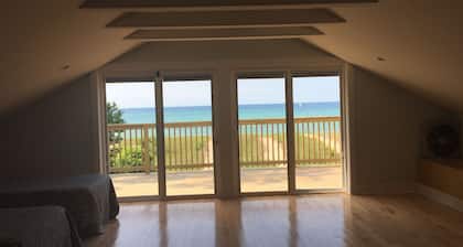 Lifetime Memories * Big Beach Front House * Chimenea / Pozo * WiFi gratis * Tablas de paddle