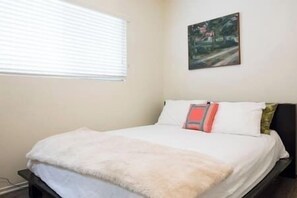 3 Schlafzimmer, Bügeleisen/Bügelbrett, WLAN, Bettwäsche