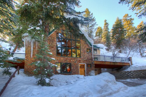 Luxury Mountain Home Less Than A Half Mile Walk To Sundance Resort