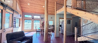 Little piece of paradise, Mickelson Trail Lodge.