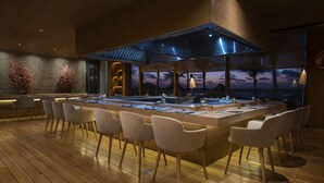 4 间餐厅，供应早餐、午餐和晚餐