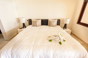 1 bedroom, in-room safe, iron/ironing board, free WiFi