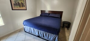 3 slaapkamers, een bureau, een strijkplank/strijkijzer, gratis wifi