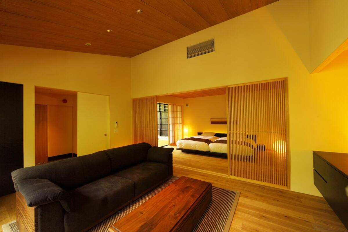 Annex Japanese Style Twin Room with Private Open-air Bath, for 2 Guests | Premium bedding, down duvets, individually decorated