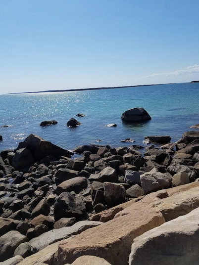 Great Vacation Place Just Steps From The Beach