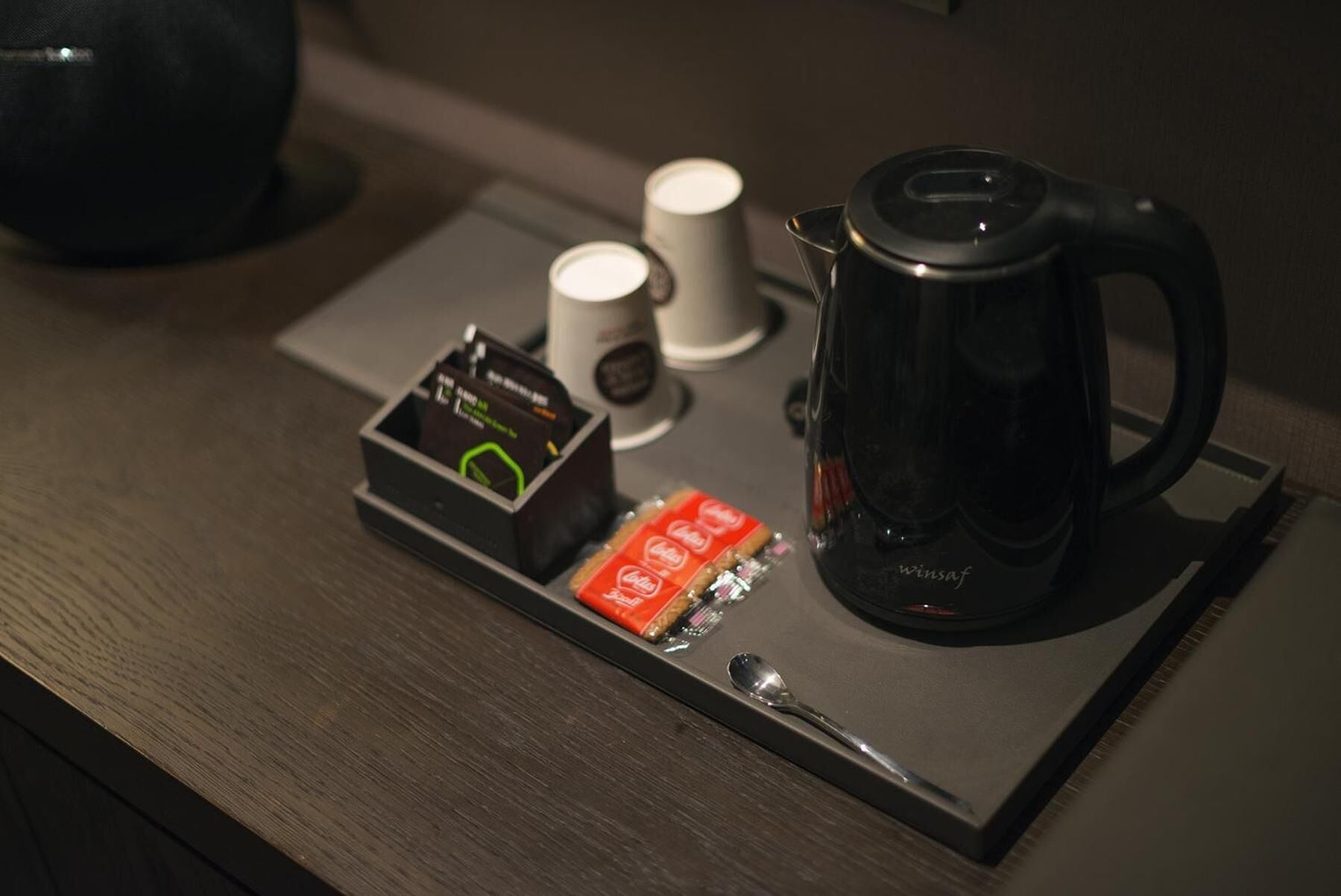 fridge, coffee/tea maker, electric kettle