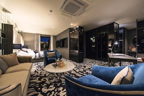 LED TV - Best Louis Hamilton Hotel Changwon (Changwon)