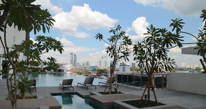 1 Tebrau Suites by Subhome