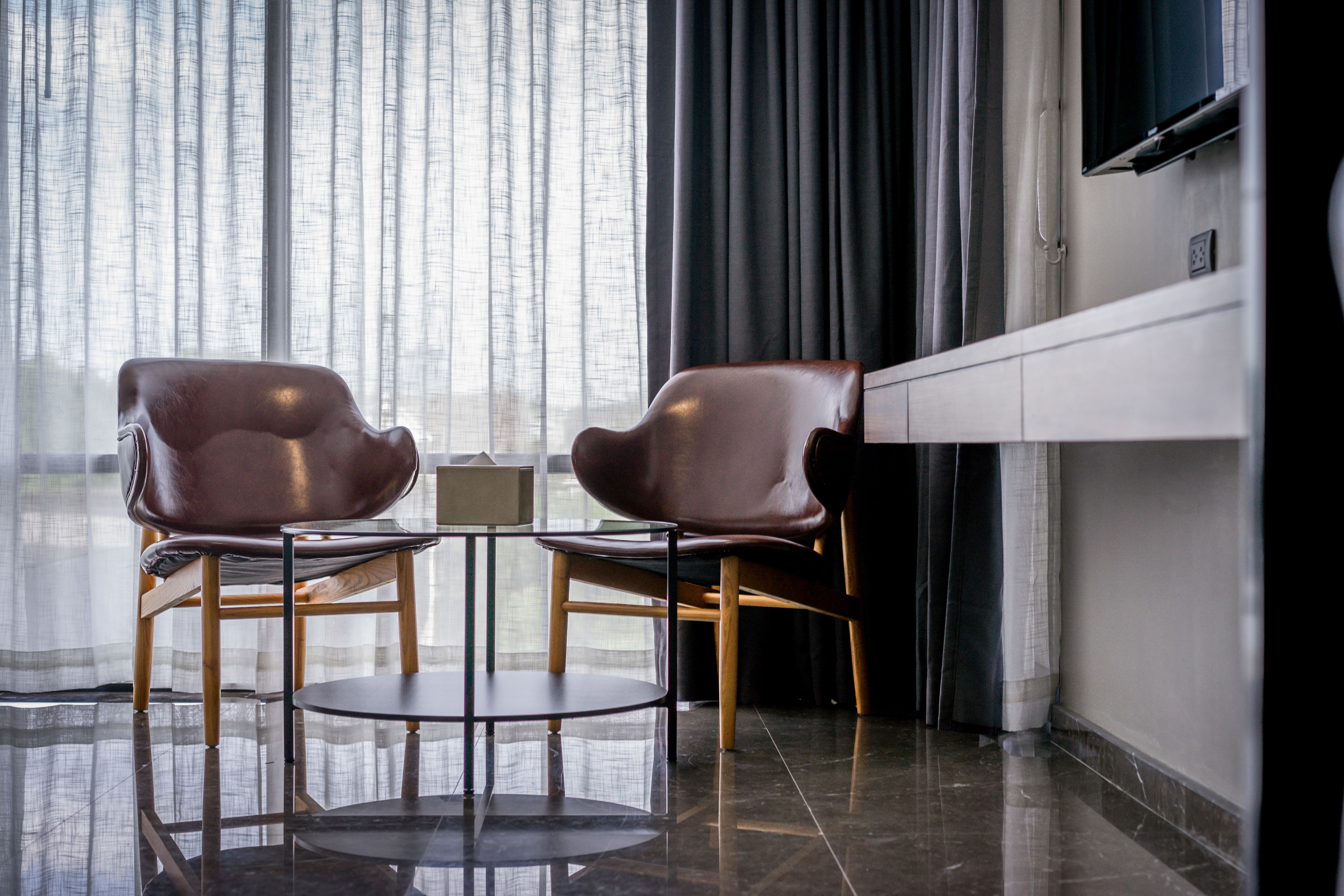 superior room with bathtub | 1 bedroom, minibar, in-room safe, free wifi