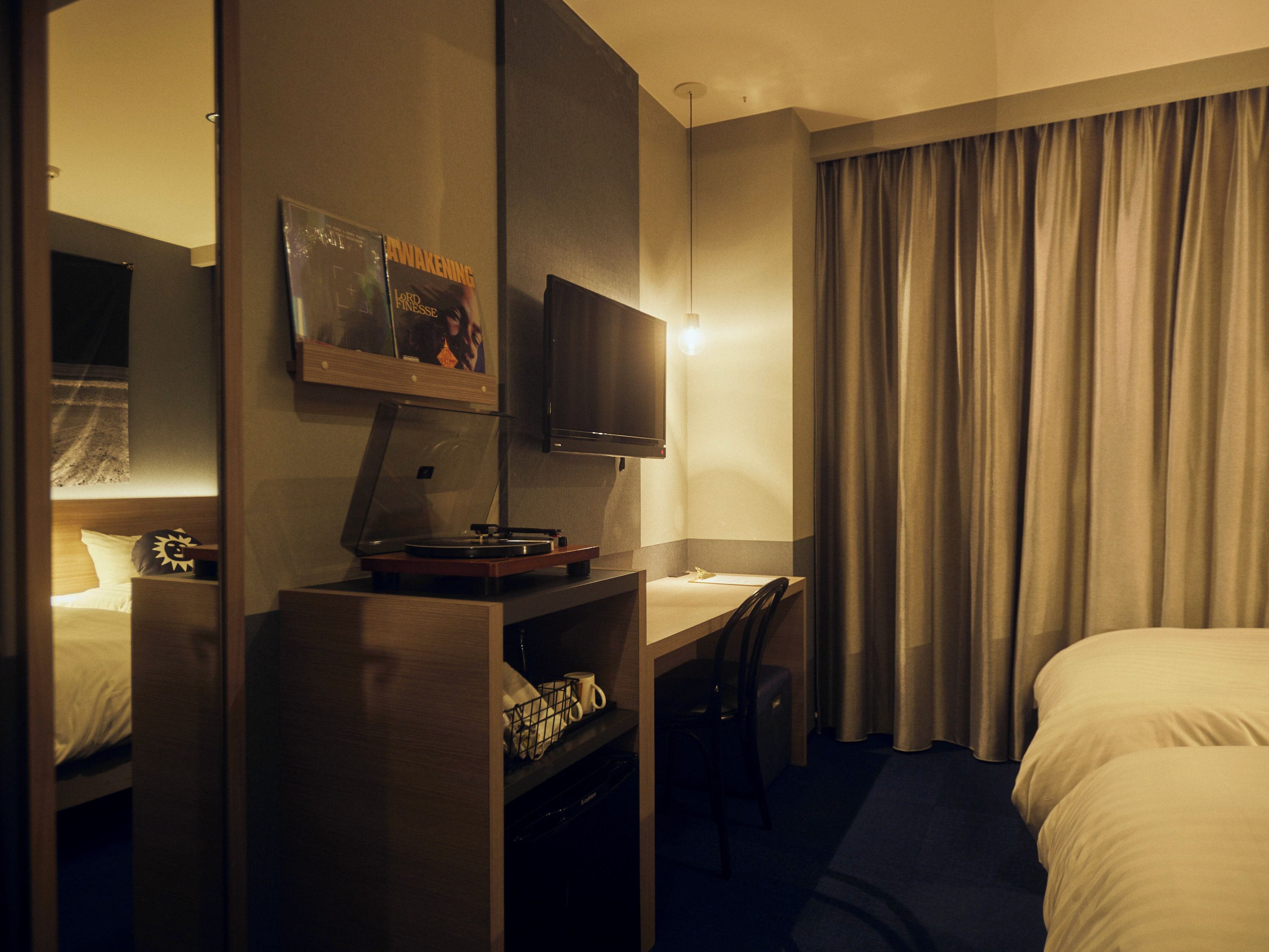 Photo - Hotel She, Osaka