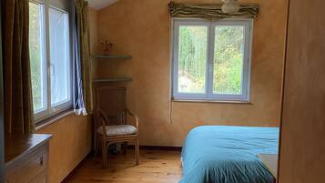 4 chambres, bureau, fer et planche à repasser, Wi-Fi gratuit