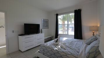 5 slaapkamers, een strijkplank/strijkijzer, gratis wifi, beddengoed