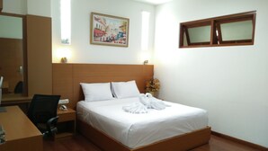 Kamar Double Standar